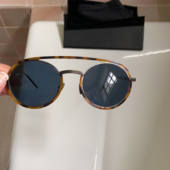 Authentic Dior Sunglasses - Picture 4 of 7